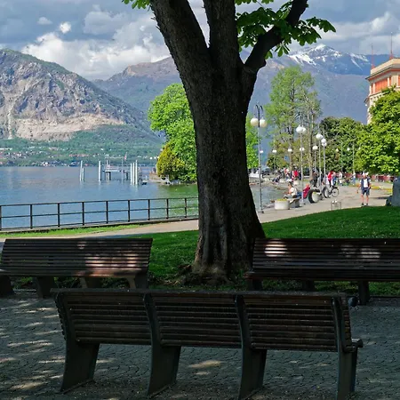 Loggia Degli Innocenti Leonardo - 2-room-flat アパート ヴェルバーニア