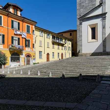 Апартаменты Loggia Degli Innocenti Leonardo - 2-room-flat Вербания