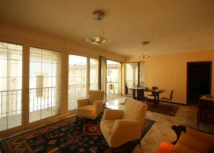 Appartement Loggia Degli Innocenti Leonardo - 2-room-flat *