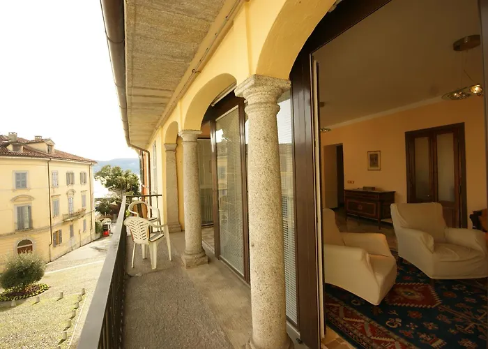 Loggia Degli Innocenti Leonardo - 2-room-flat Appartement