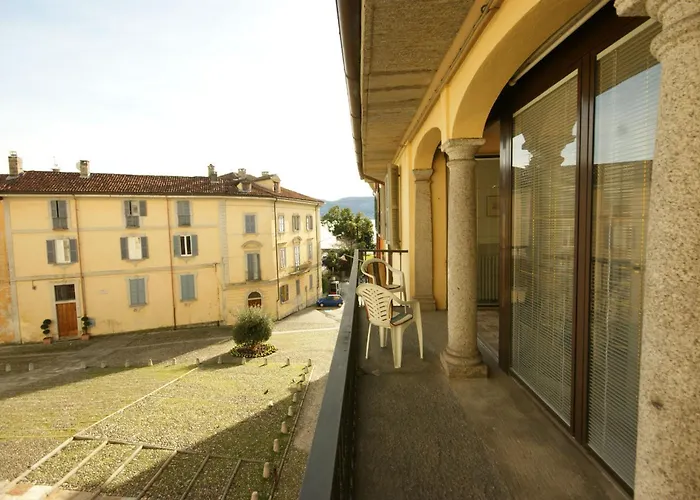 Loggia Degli Innocenti Leonardo - 2-room-flat Appartement Verbania