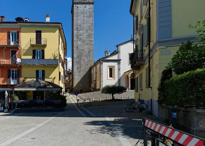 Loggia Degli Innocenti Leonardo - 2-room-flat